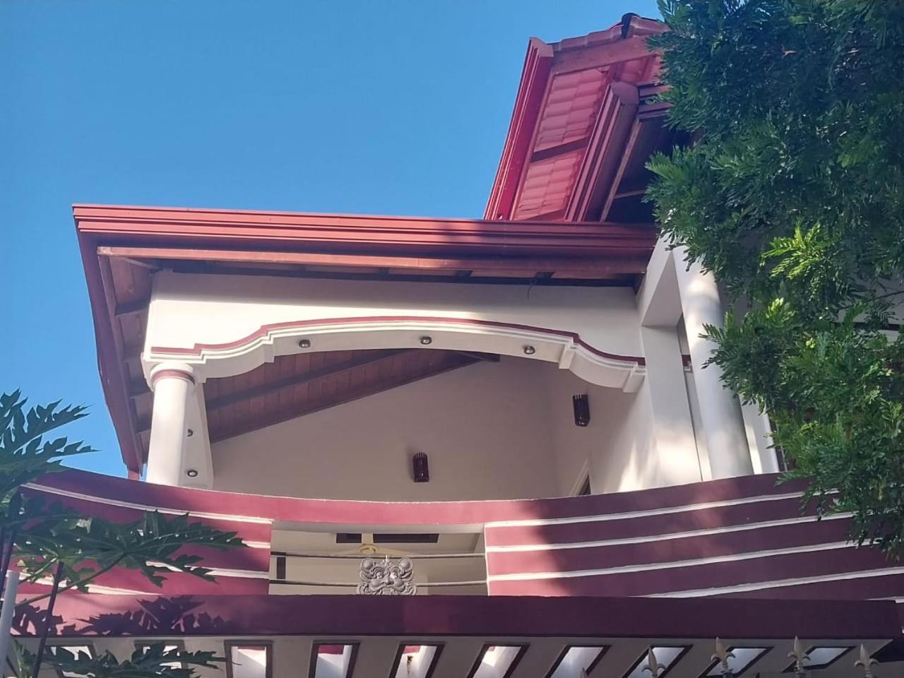 Javi Holiday Home Trincomalee Luaran gambar